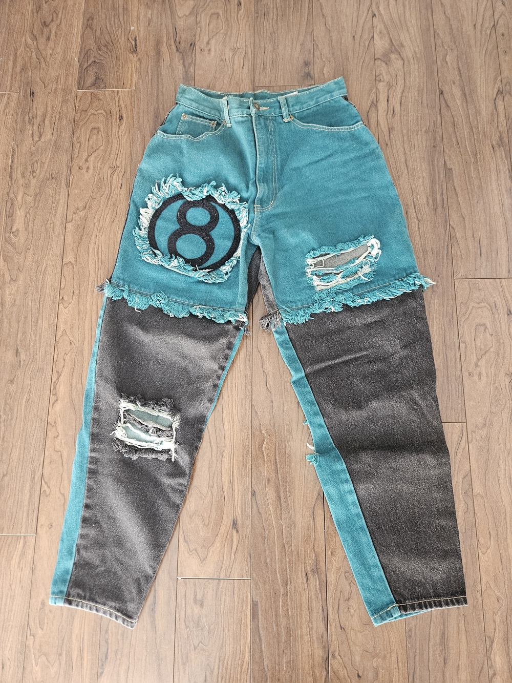 Vintage Daily Jeans Womens 13/14 Two-Tone Distressed Jeans 8 Ball